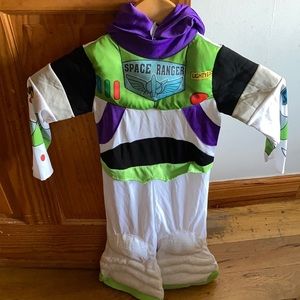 Buzz lightyear